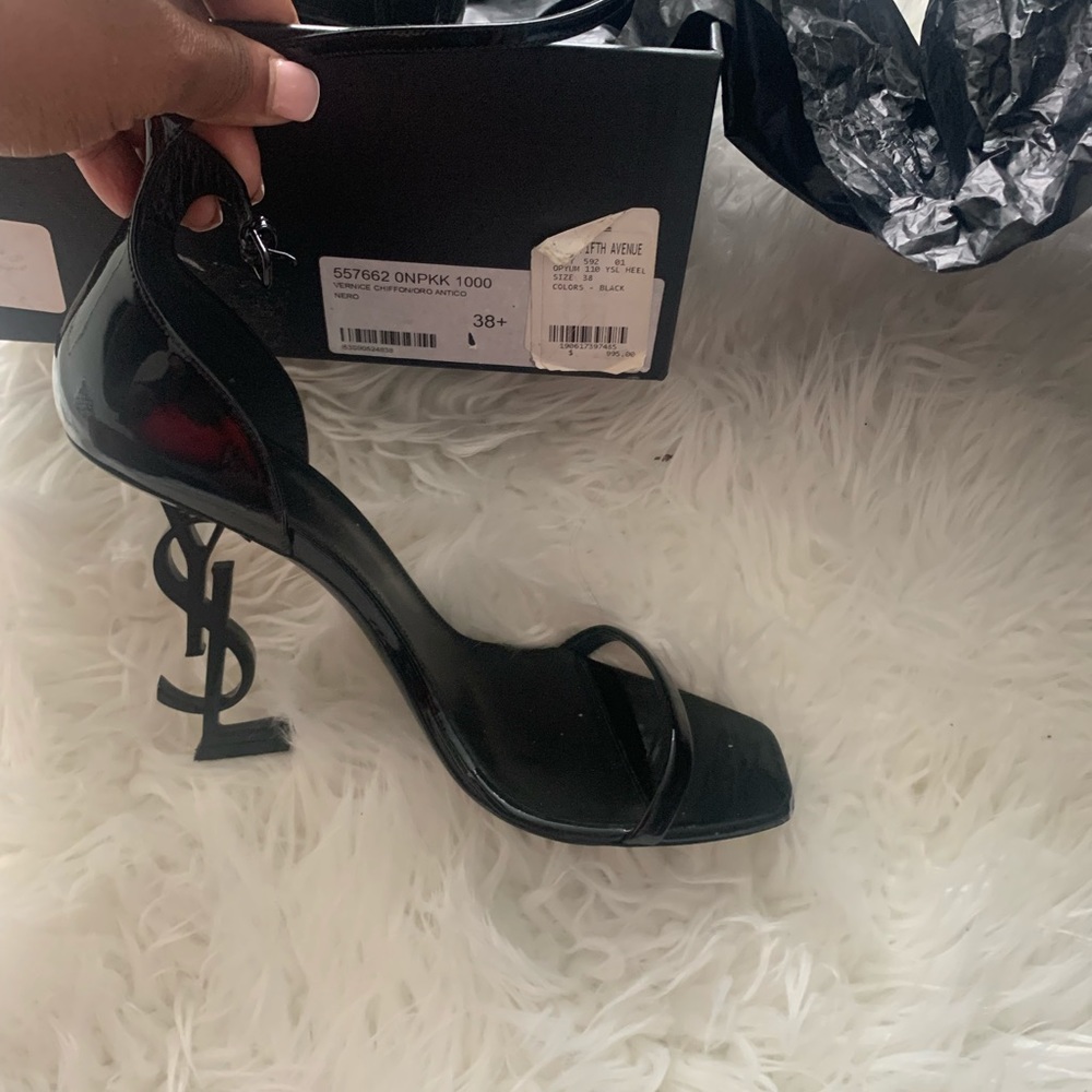 I’m selling my ysl shoe wore 3 times